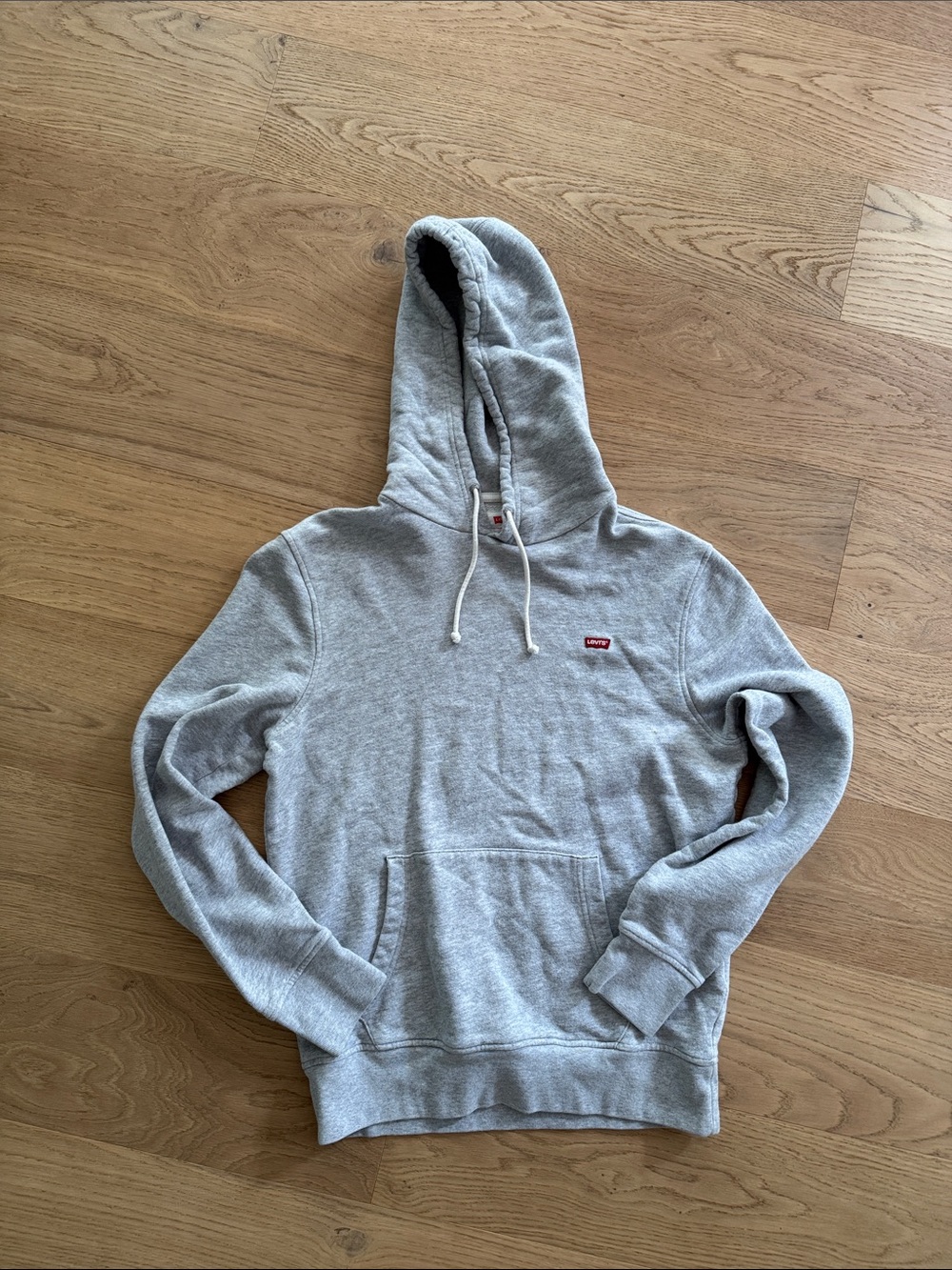 Levi's Light Gray Pullover Hoodie with Red Logo